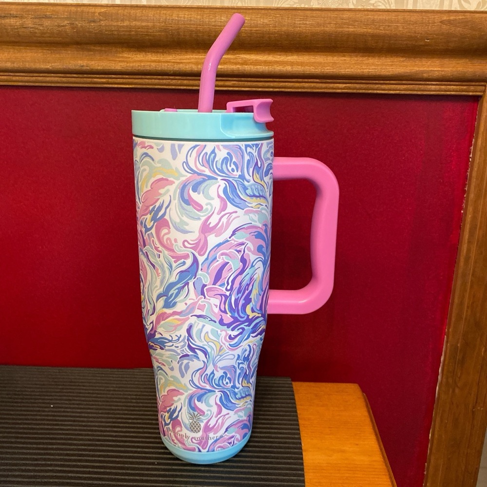 New Simply Southern 40 oz Drink bottle